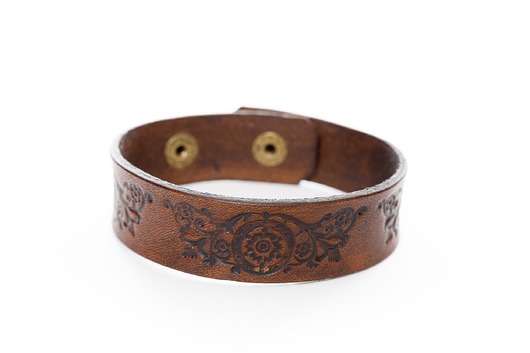 Bransoletka  skórzana zdobiona InthLeathercraft