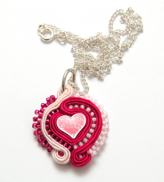 Pink heart - wisior sutasz martazare