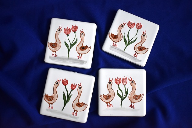 podkładki do kuchni Kafle ręcznie malowane- Rustykalne podkładki kurki TULIPANY