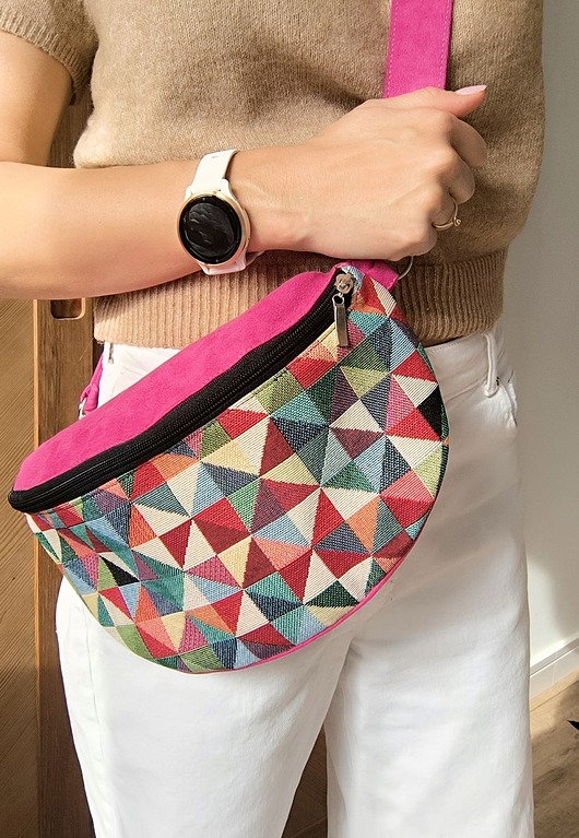 saszetka nerka Kolorowa nerka fuksja