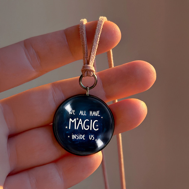 chokery Magic Inside