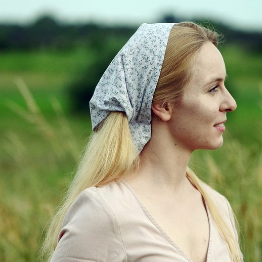 apaszki Chusta na głowę bawełniana w drobną łączkę