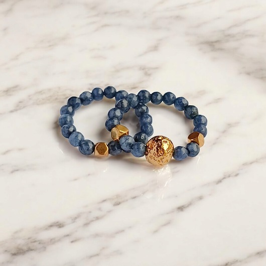 pierścionki elastyczne Zestaw pierścionków : jadeit szafirowy, złota lawa