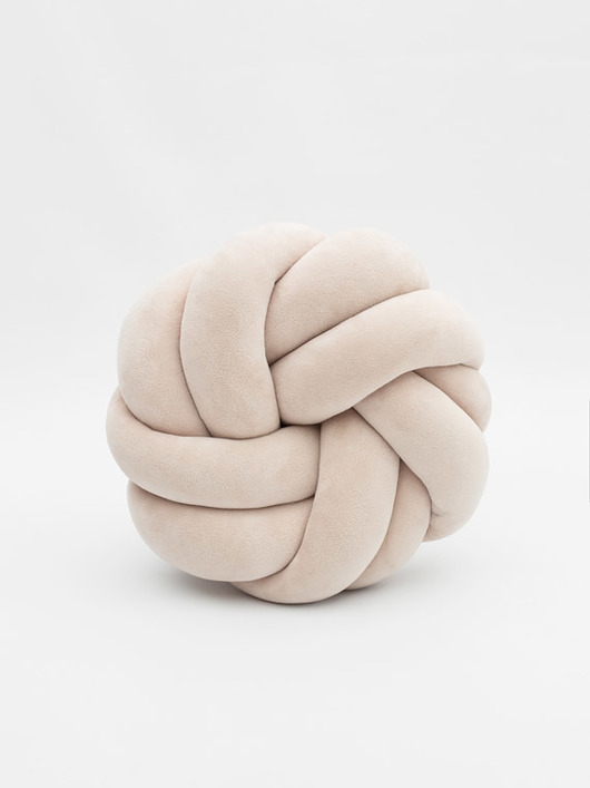 poduszki supły Poduszka Knot Pillow Rozeta Beżowa