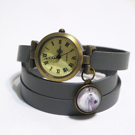 zegarki damskie Zegarek - Biały koń - owijany, skóra