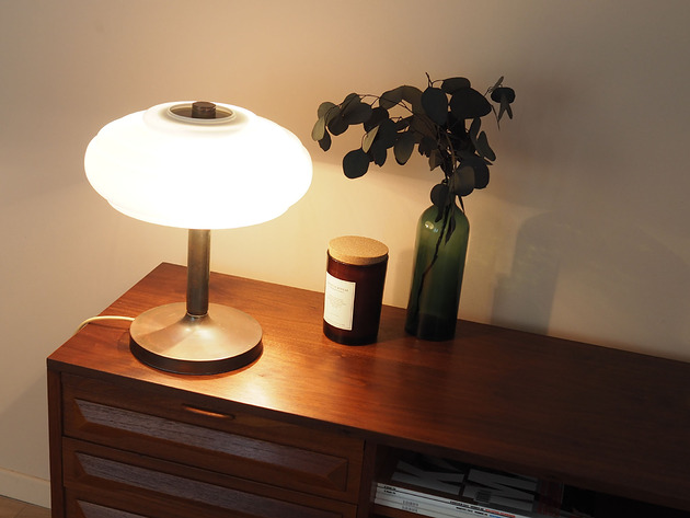 lampy stołowe Duńska lampa biurkowa z lat 60. z dekoracyjnym kloszem, metal