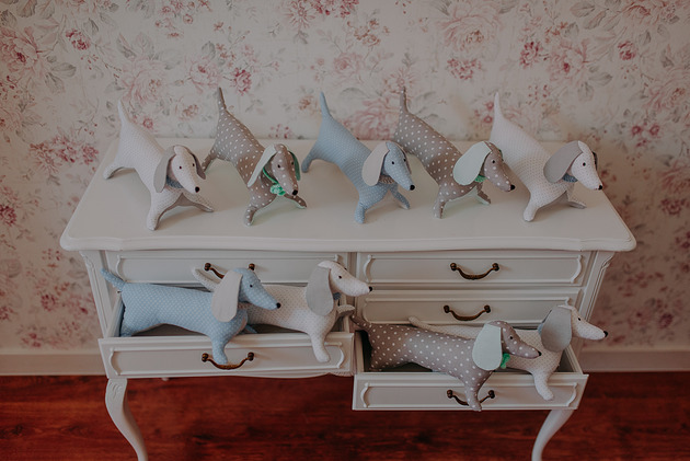 misie i maskotki Maskotka jamnik w groszki