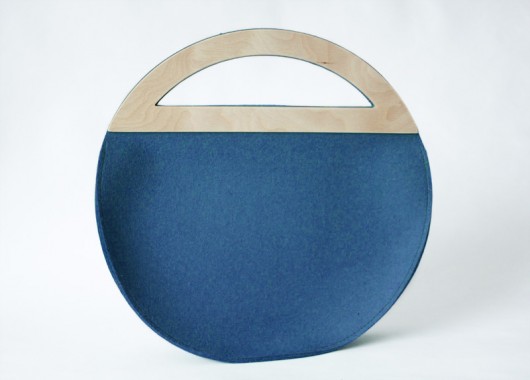 Round felt bag Turquise moo studio