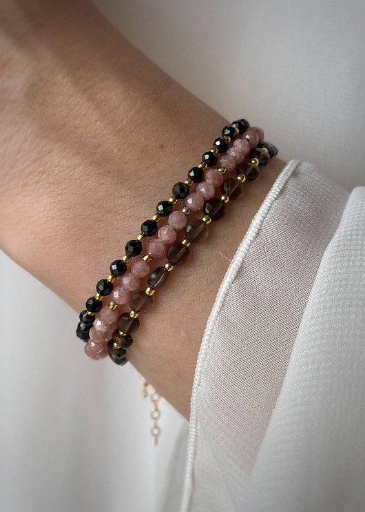 bransoletki z kamieni naturalnych Zestaw Trzech Bransoletek - Spinel, Rodochrozyt, Kwarc Dymny