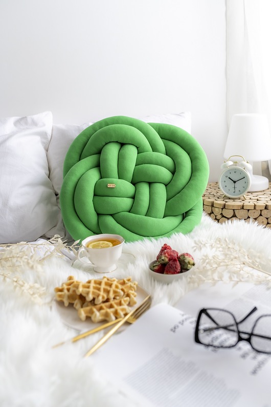 poduszki supły Supeł ROSA trawa