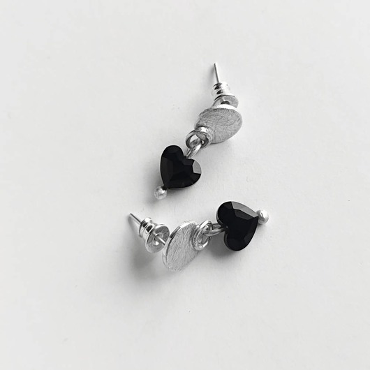 kolczyki z kamieniami Kolczyki serduszko