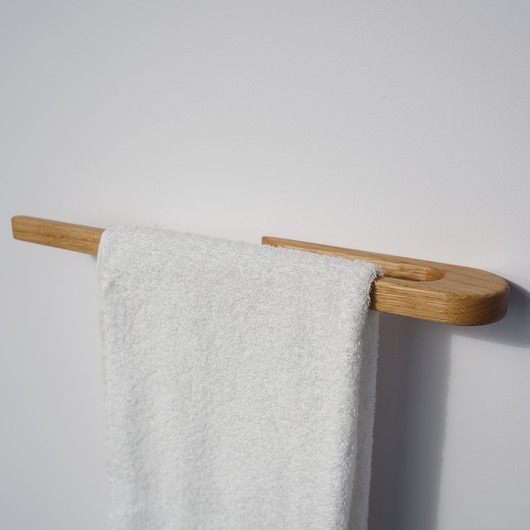 wieszaki Dębowy minimalistyczny wieszak ścienny do łazienki