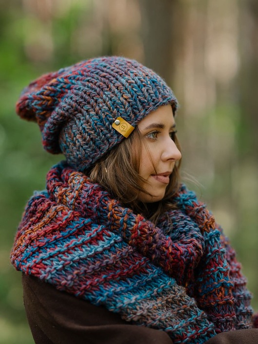 czapki damskie MAXCOLOR zimowa czapka beanie "jesienne jezioro"