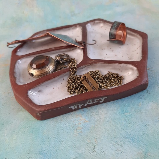 dodatki - różne Piękny ceramiczny talerzyk na biżuterię handmade