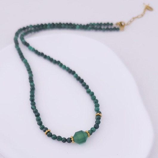 korale Naszyjnik z kamieni naturalnych: malachit, agat