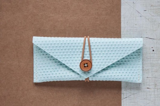 ETUI Eyeglass Case / Blue Sky Dots Alicja Getka LAB
