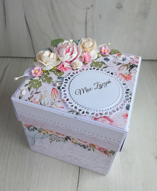 Exploding box urodzinowy z tortem, prezent Lulaczkowo