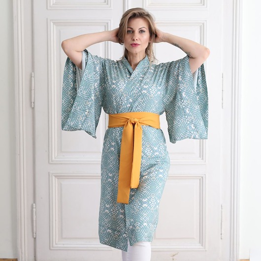 płaszcze damskie Kimono Magumi w kolorze rozbielonego turkusu