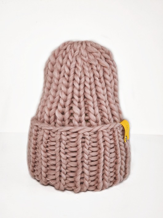 czapki damskie Wełniana czapka zimowa WOOLY pudrowy róż