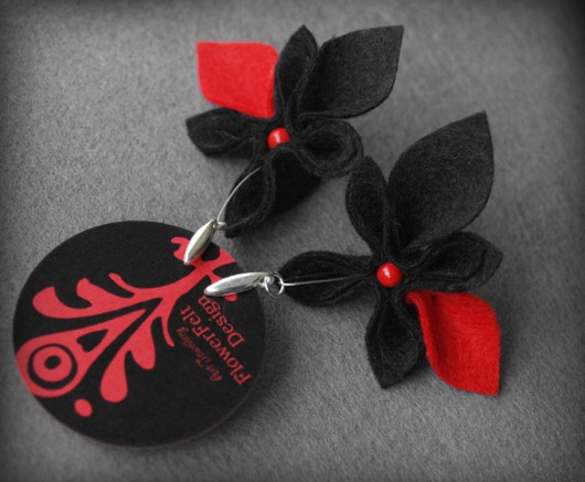 czerwone w czarnym FlowerFelt Design
