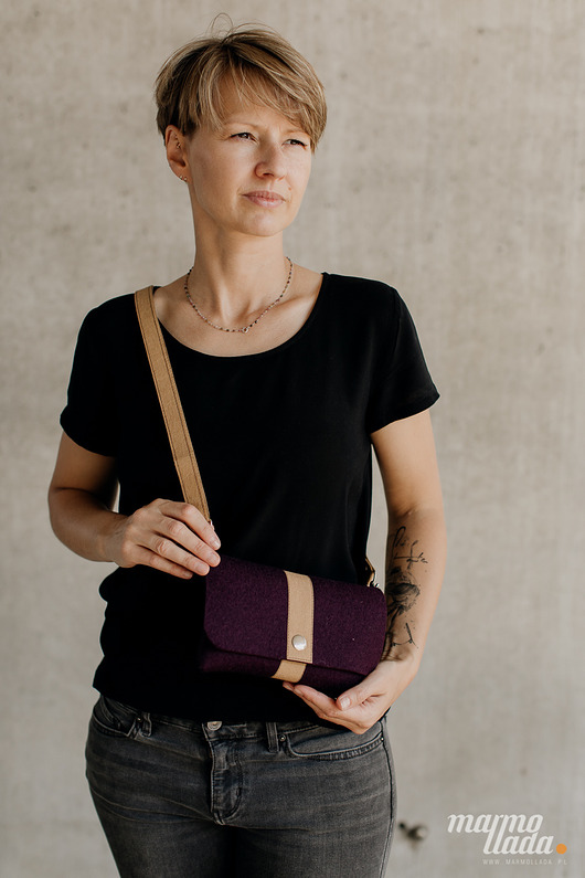 saszetka nerka Marmollada - torebka filcowa nerka OBERŻYNA+ b