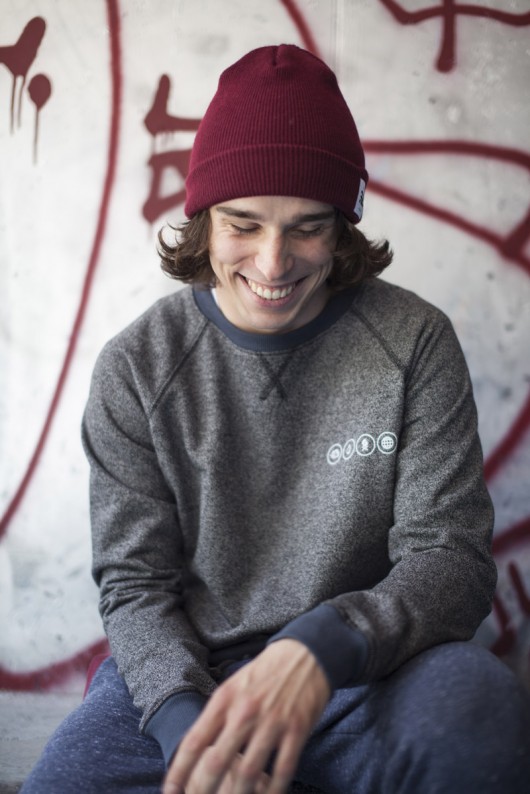 Feat Crewneck Grey / Melange  Feat CLTH