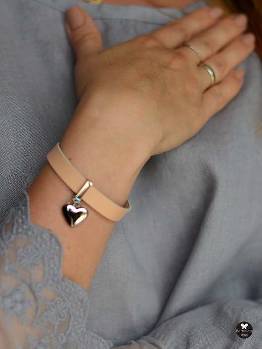 nude heart love barboleta