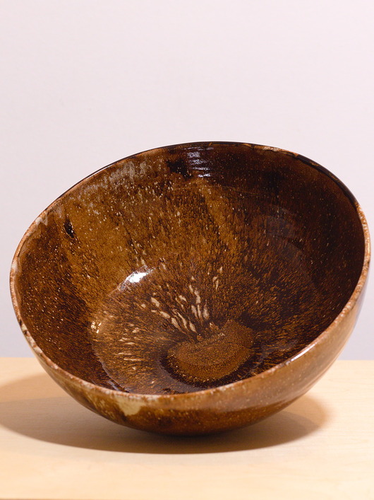 miski i misy Dekoracyjna Duża Misa na Stopce - czekoladowy deszcz