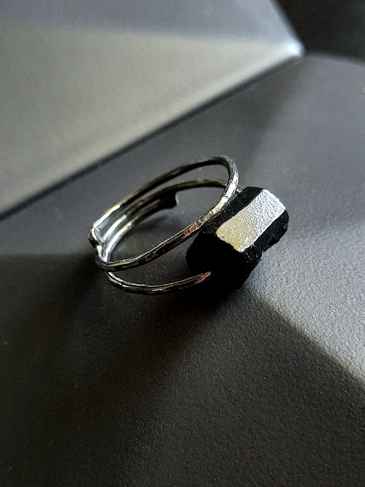 pierścionki srebrne Pierścionek BLACK amulet
