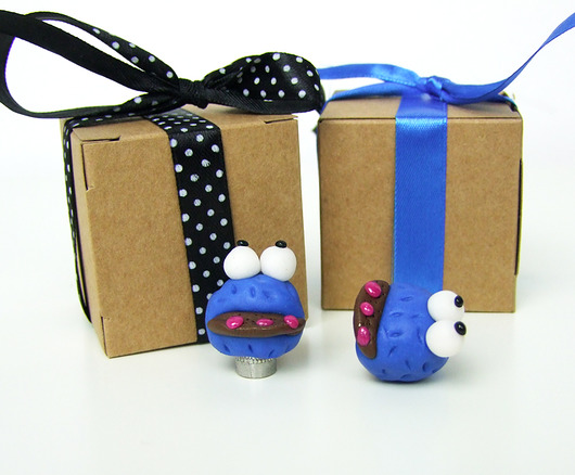 Nakrętki wentylków CiAsTeCzKoWy PoTwÓr  gift pan pompka