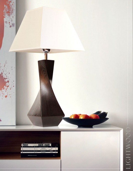 Lampa stołowa salonowa LW04 ciemne drewno Lightwood