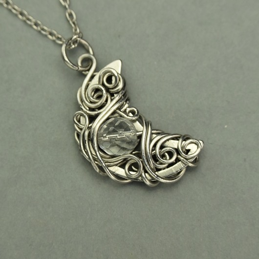 wisiory Wisiorek księżyc kryształ górski wire wrapping