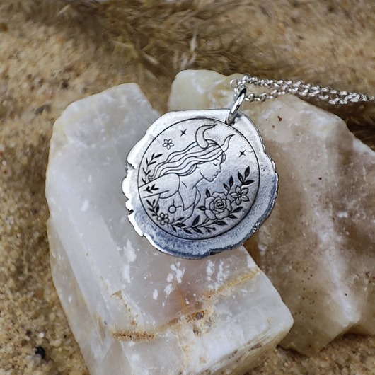 srebrne naszyjniki Znak zodiaku BYK - moneta na szczęście