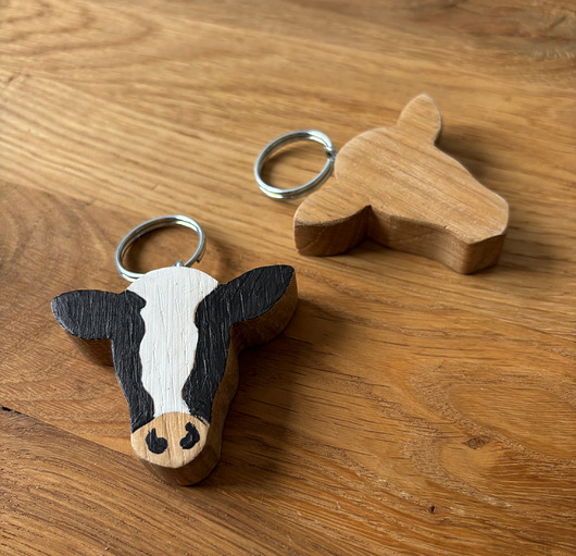 breloki Krówka, brelok dębowy