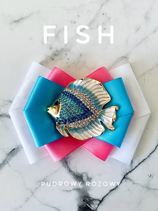 broszki Brosza z Kolekcji FISH z Rybką wysadzaną kryształkami