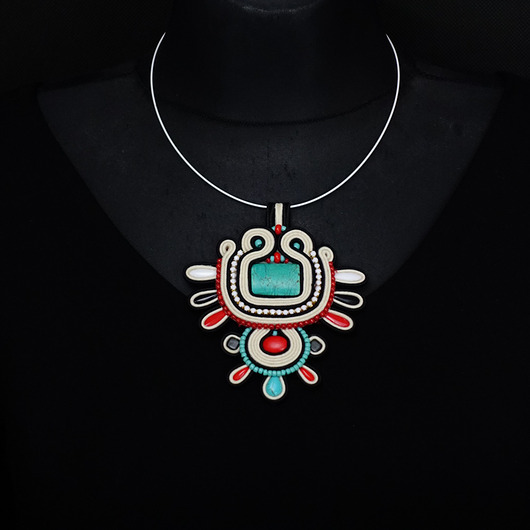 wisiory Navajo- etniczny wisior soutache