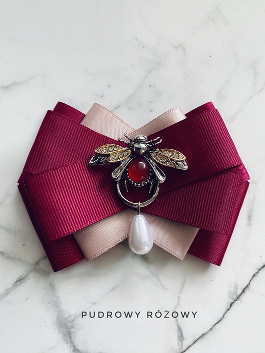 broszki Brosza z cudnym Owadem z perłą i bordowym kamieniem    New Jesień