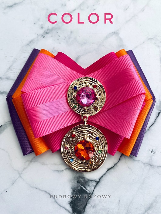 broszki Brosza z Kolekcji COLOR z kryształami zatopionymi w złotych okręgach