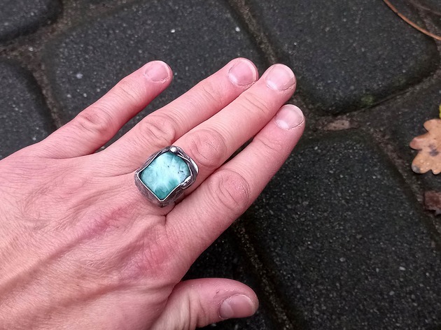 Larimar - pierścionek regulowany po drugiej stronie lustra