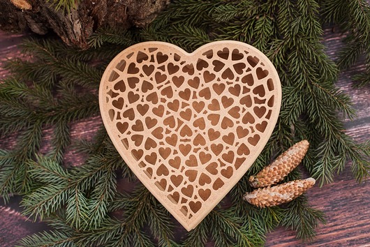 Drewniane Ażurowe Pudełko W Kształcie Serca Wooden Carpatia
