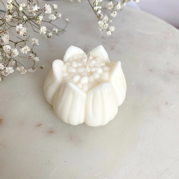 świeczniki i świece Świeca sojowa dekoracyjna ekologiczna "Flower" 62x0mm