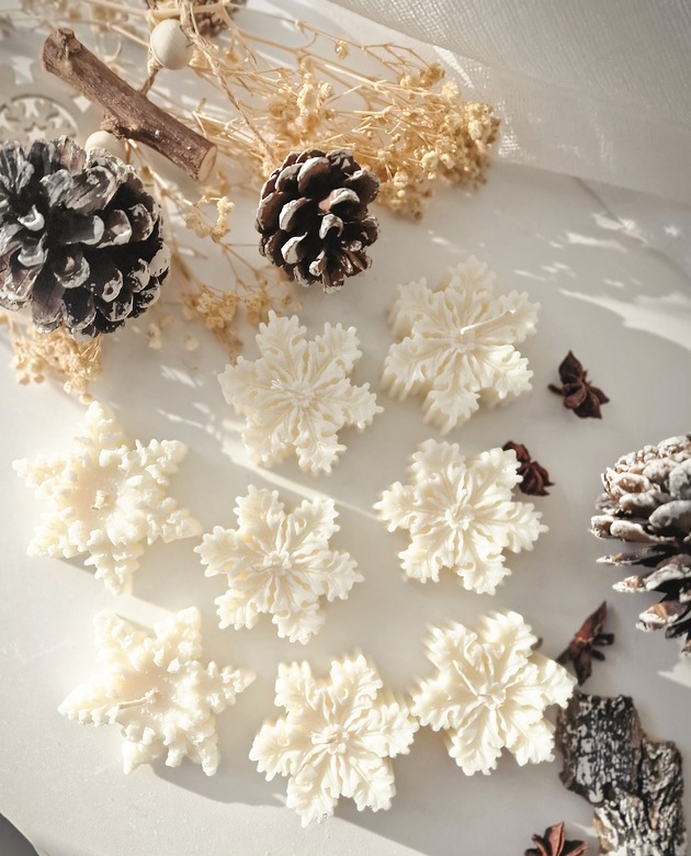 świeczniki i świece Świeca sojowa śnieżynka No 1