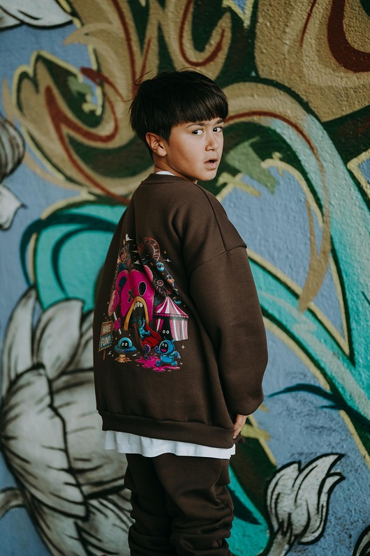 bluzy dla chłopców Bluza oversize Teddyland czekoladowa