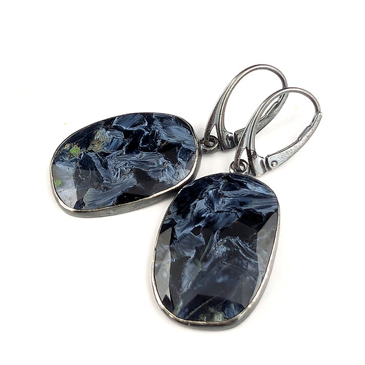 kolczyki z kamieniami Kolczyki pietersit- efekt kociego oka