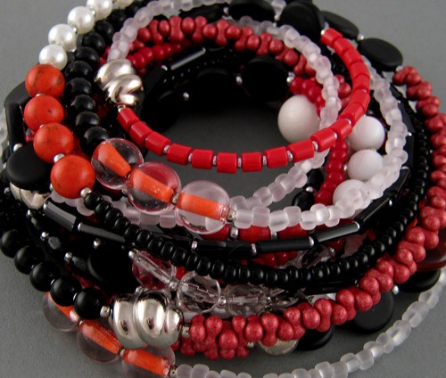black red white maghia