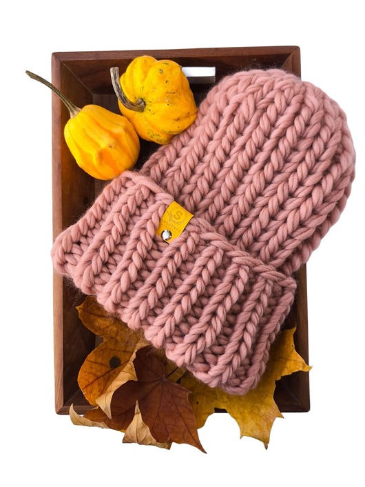 czapki damskie Wełniana czapka zimowa peruvian WOOLY retro róż