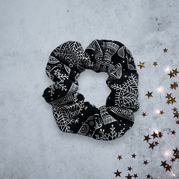 gumki do włosów Gumka frotka scrunchie midi świąteczne motywy czarna
