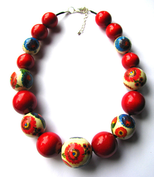 Red & flowers inka76