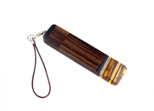 PENDRIVE - drewno i bursztyn AmberTree
