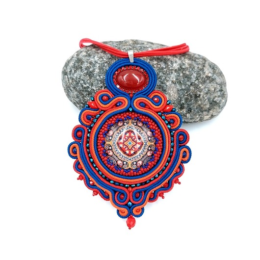 wisiory Królewski ornament naszyjnik wisior sutasz